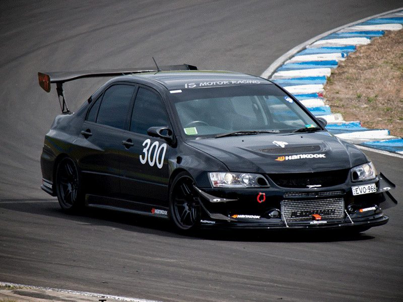 Evo 7-9 RACE Swept Back Intercooler